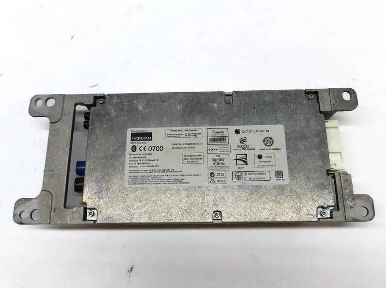 Thumbnail 5: 11-16 BMW 3 / 7 / X3 (F01 F25 F30) BLUETOOTH TELEMATICS COMBOX CONTROL MODULE