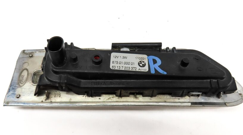 Thumbnail 6: 09-12 BMW 740i 750i 760i (F01) RIGHT FRONT FENDER TURN SIGNAL MARKER LIGHT LAMP