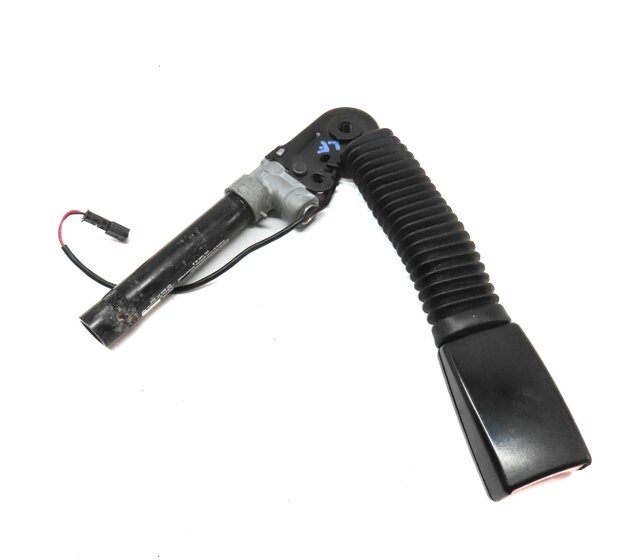 Thumbnail 2: 10-17 BMW 5 7 GT SERIES (F01 F07 F10) FRONT LEFT DRIVER SEATBELT BUCKLE RECEIVER