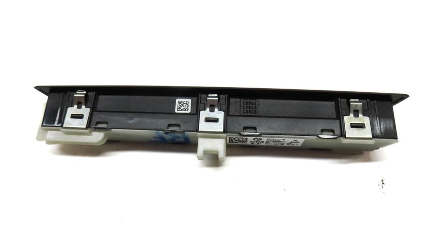 Thumbnail 4: 2012 BMW 750i (F01) FRONT RIGHT PASSENGER SEAT MEMORY SWITCH 61319215748