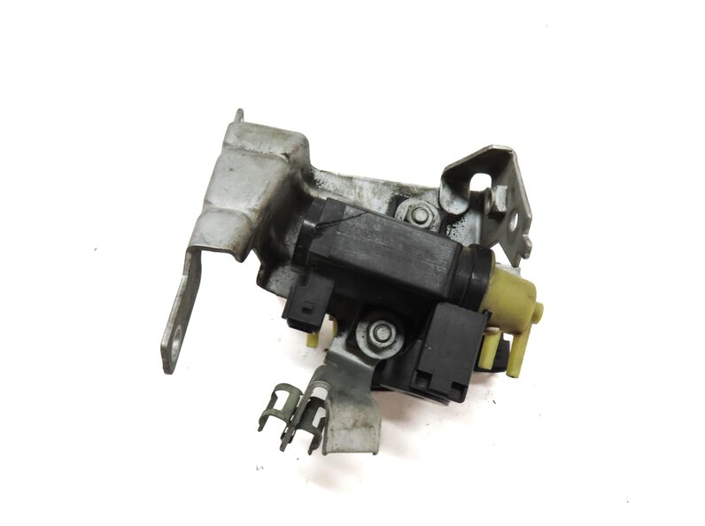 Thumbnail 2: 2012 BMW 750i (F01) 4.4L TURBO N63 ENGINE TURBO PRESSURE CONVERTER SET 2