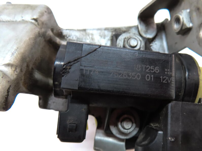 Thumbnail 8: 2012 BMW 750i (F01) 4.4L TURBO N63 ENGINE TURBO PRESSURE CONVERTER SET 2