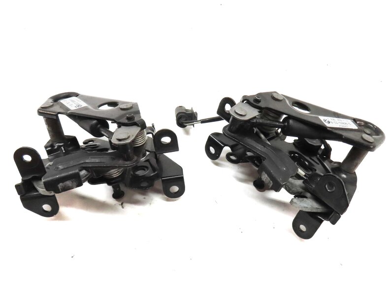 Thumbnail 2: 2012 BMW 750i (F01) FRONT HOOD LEFT & RIGHT ELECTRIC LATCH SET 2 7206453 7183762