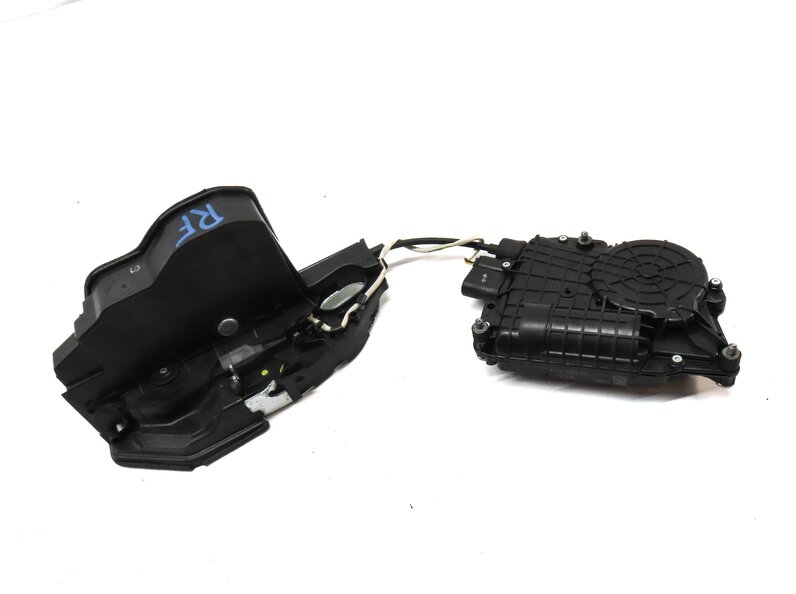Thumbnail 3: 10-16 BMW 528i 535i 550i 750i 760i (F01 F10) RIGHT FRONT SOFT CLOSE DOOR LATCH