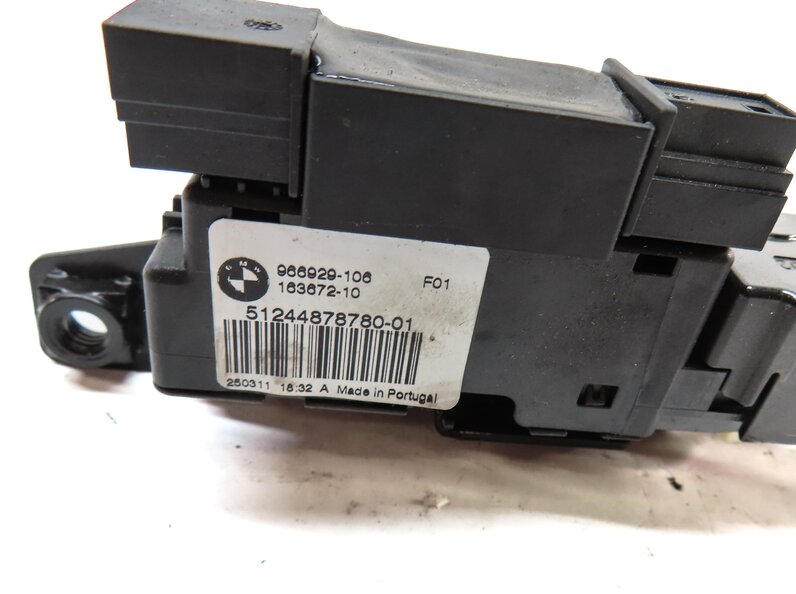 Thumbnail 7: 2012 BMW 750i (F01) REAR HATCH TRUNK LOCK LATCH ACTUATOR 51244878780