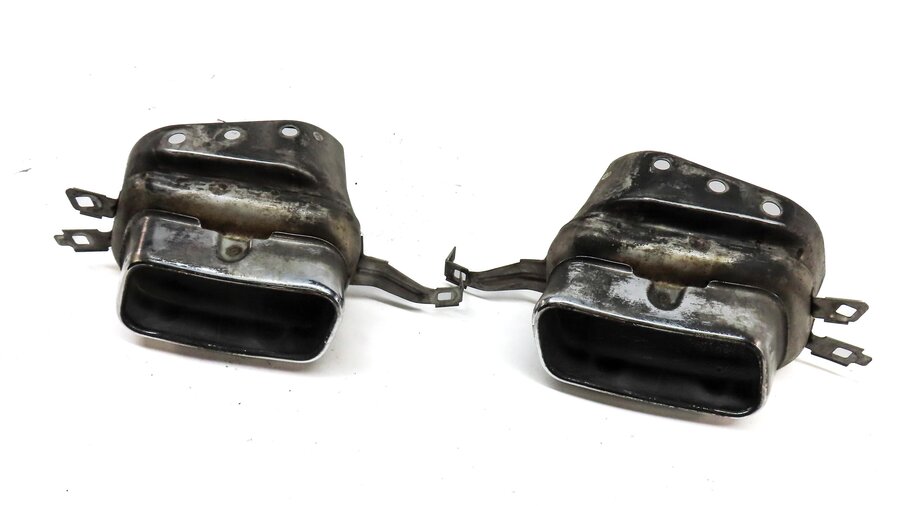 09-12 BMW 750i (F01) 4.4L N63 ENGINE REAR LEFT & RIGHT EXHAUST MUFFLER TIP SET-2