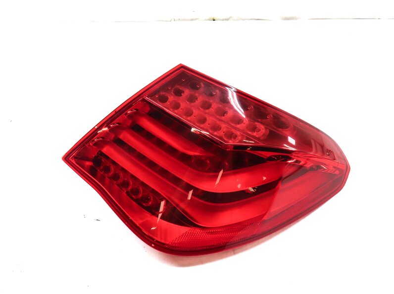Thumbnail 3: 09-12 BMW 7 SERIES (F01) RIGHT PASSENGER REAR OUTER TAILLIGHT BRAKE LIGHT LAMP