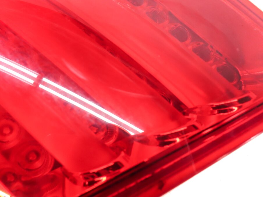 Thumbnail 7: 09-12 BMW 7 SERIES (F01) RIGHT PASSENGER REAR OUTER TAILLIGHT BRAKE LIGHT LAMP