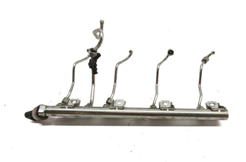 Thumbnail 5: 2012 BMW 750i F01 4.4L TURBO N63 ENGINE RIGHT FUEL RAIL w/ LINES 7547599 7547601