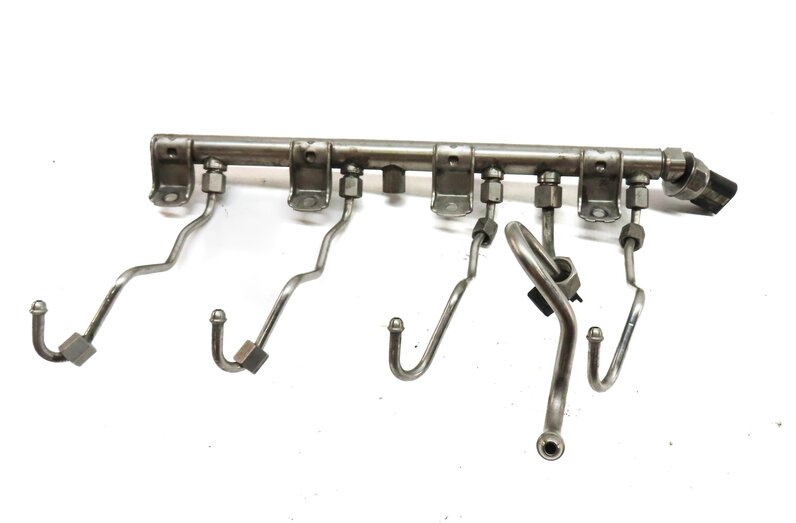 Thumbnail 6: 2012 BMW 750i F01 4.4L TURBO N63 ENGINE RIGHT FUEL RAIL w/ LINES 7547599 7547601