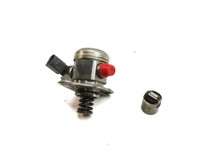 08-14 BMW 5 6 7 X5 X6 F01 F10 E70 E71 4.4L MECHANICAL HIGH PRESSURE FUEL PUMP