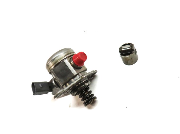 Thumbnail 3: 08-14 BMW 5 6 7 X5 X6 F01 F10 E70 E71 4.4L MECHANICAL HIGH PRESSURE FUEL PUMP