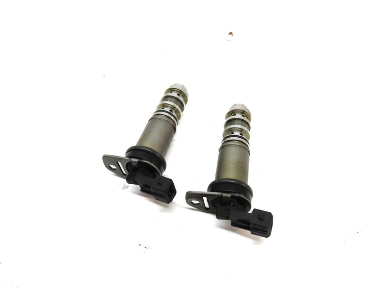 2012 BMW 750i (F01) 4.4L TURBO N63 ENGINE VVT VANOS SOLENOID SET 2 11368605123