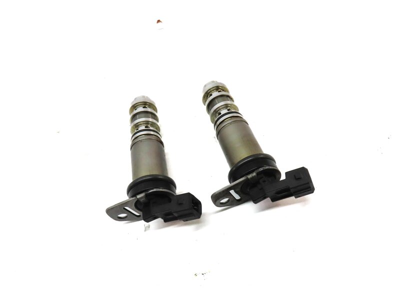 Thumbnail 3: 2012 BMW 750i (F01) 4.4L TURBO N63 ENGINE VVT VANOS SOLENOID SET 2 11368605123