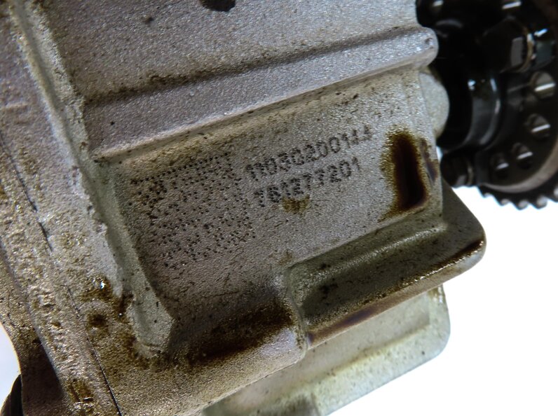 Thumbnail 8: 2012 BMW 750i (F01) 4.4L TURBO N63 ENGINE OIL PUMP 11417643256