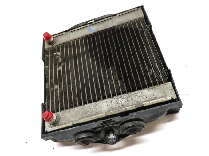 Thumbnail 3: 10-19 BMW 5 6 7 (F01 F06 F07 F10 F12) FRONT LEFT DRIVER SIDE AUXILIARY RADIATOR