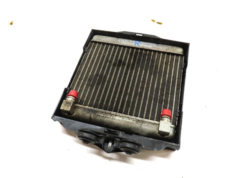 2010-2019 BMW 535i 550i 640i 740i 750i 760i (F01 F06 F07 F10) ENGINE OIL COOLER