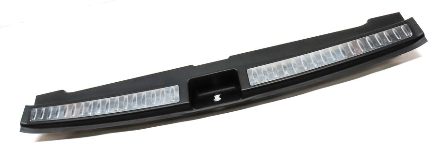 Thumbnail 3: 2015 MERCEDES ML63 AMG (W166) REAR HATCH TRUNK SCUFF PLATE TRIM PANEL 1666900041