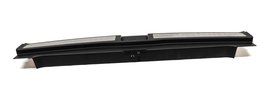 Thumbnail 4: 2015 MERCEDES ML63 AMG (W166) REAR HATCH TRUNK SCUFF PLATE TRIM PANEL 1666900041