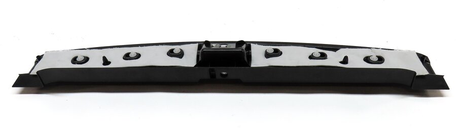 Thumbnail 6: 2015 MERCEDES ML63 AMG (W166) REAR HATCH TRUNK SCUFF PLATE TRIM PANEL 1666900041