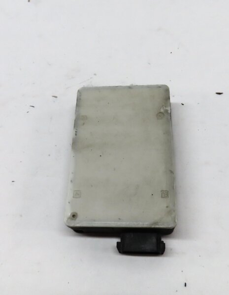 Thumbnail 5: 2015 MERCEDES ML63 AMG (W166) BLIND SPOT RADAR DISTANCE SENSOR MODULE 0009055701