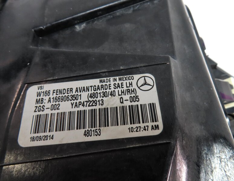 Thumbnail 6: 12-15 MERCEDES ML CLASS (W166) LEFT DRIVER REAR LED TAILLIGHT BRAKE LIGHT LAMP