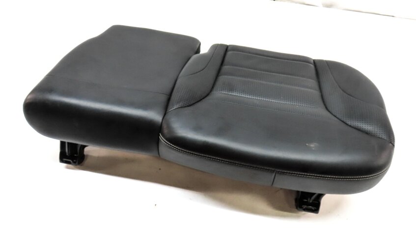 2015 MERCEDES ML63 AMG (W166) REAR LEFT LOWER SEAT CUSHION (BLACK LEATHER)