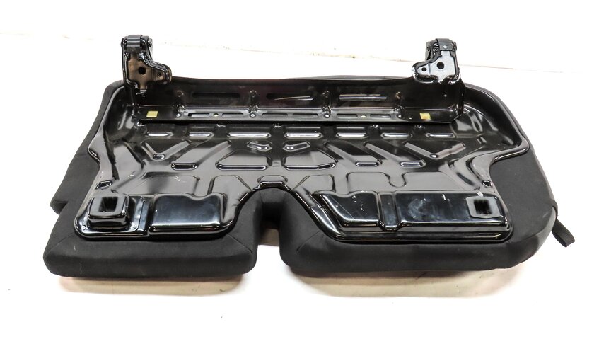 Thumbnail 6: 2015 MERCEDES ML63 AMG (W166) REAR LEFT LOWER SEAT CUSHION (BLACK LEATHER)
