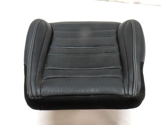 Thumbnail 4: 2015 ML63 AMG W166 FRONT RIGHT LOWER SPORT SEAT CUSHION HEAT COOL MASSAGE BLACK