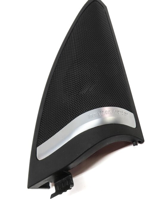 Thumbnail 3: 2015 MERCEDES ML63 AMG W166 FRONT RIGHT DOOR HARMAN KARDON SPEAKER COVER GRILLE