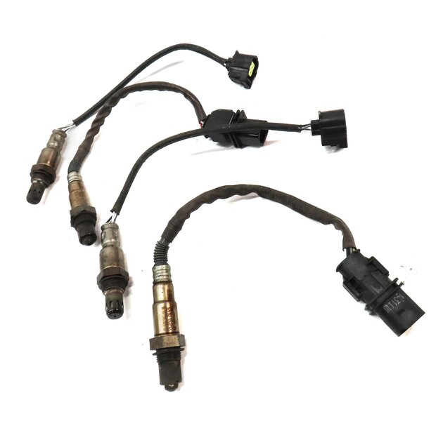 Thumbnail 3: 2015 MERCEDES ML63 (W166) 5.5L AMG ENGINE PRE POST CAT O2 OXYGEN SENSOR SET 4