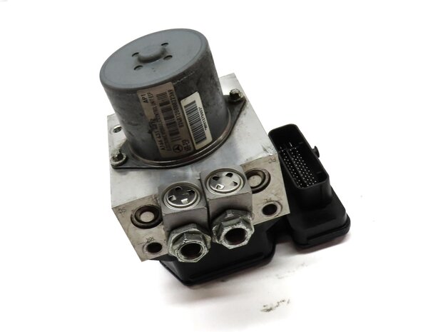 Thumbnail 3: 12-15 MERCEDES ML63 GL63 W166 ANTI-LOCK ABS BRAKE PUMP MODULE w/ ADAPTIVE CRUISE