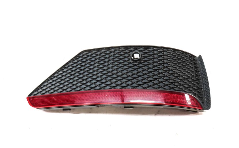 Thumbnail 4: 2015 MERCEDES ML63 AMG (W166) REAR LEFT BUMPER GRILLE w/ REFLECTOR 1668850353