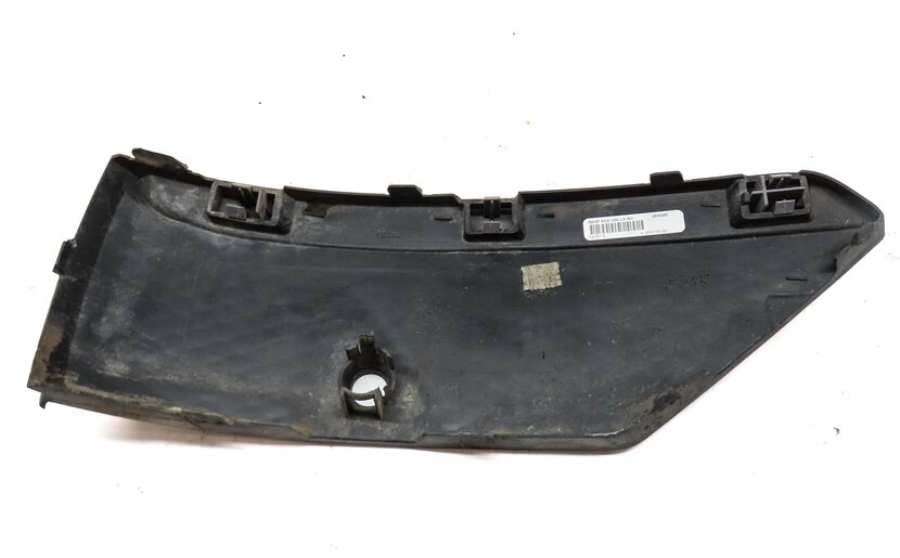 Thumbnail 5: 2015 MERCEDES ML63 AMG (W166) REAR RIGHT BUMPER GRILLE w/ REFLECTOR 1668850453