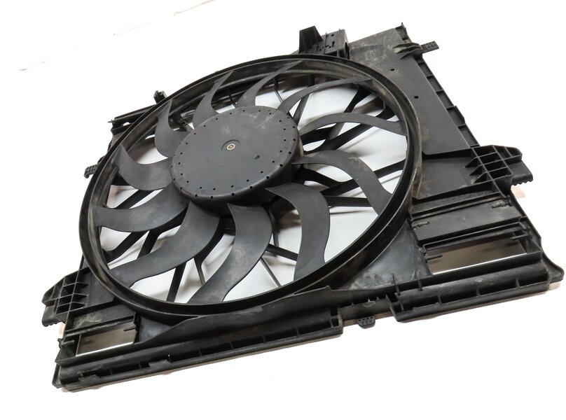 Thumbnail 3: 13-19 MERCEDES GL GLE GLS ML (W166 X166) 600w RADIATOR COOLING FAN (TOW PACKAGE)
