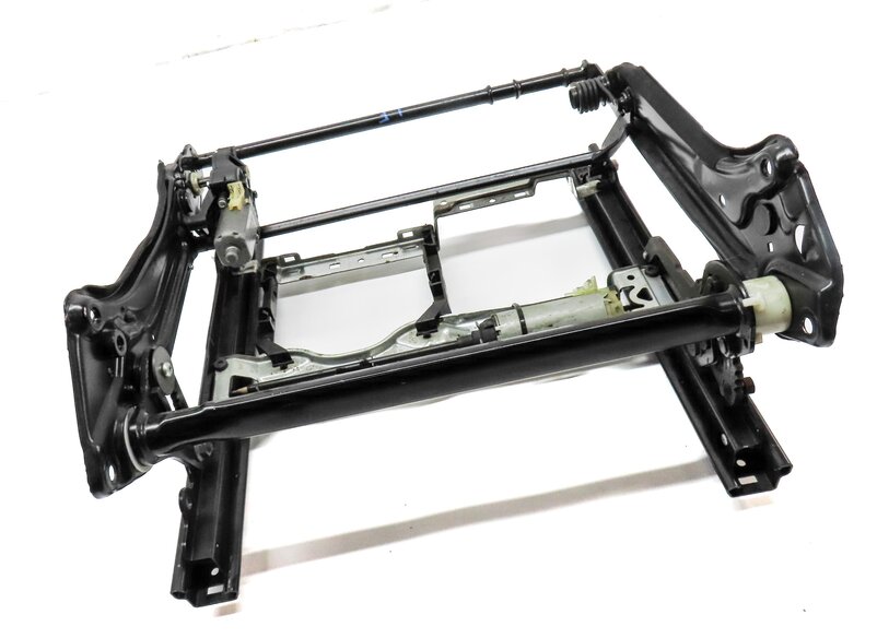 Thumbnail 2: 08-14 MB C230 C250 C300 C63 (W204) RIGHT FRONT PASSENGER SEAT TRACK w/ MOTORS