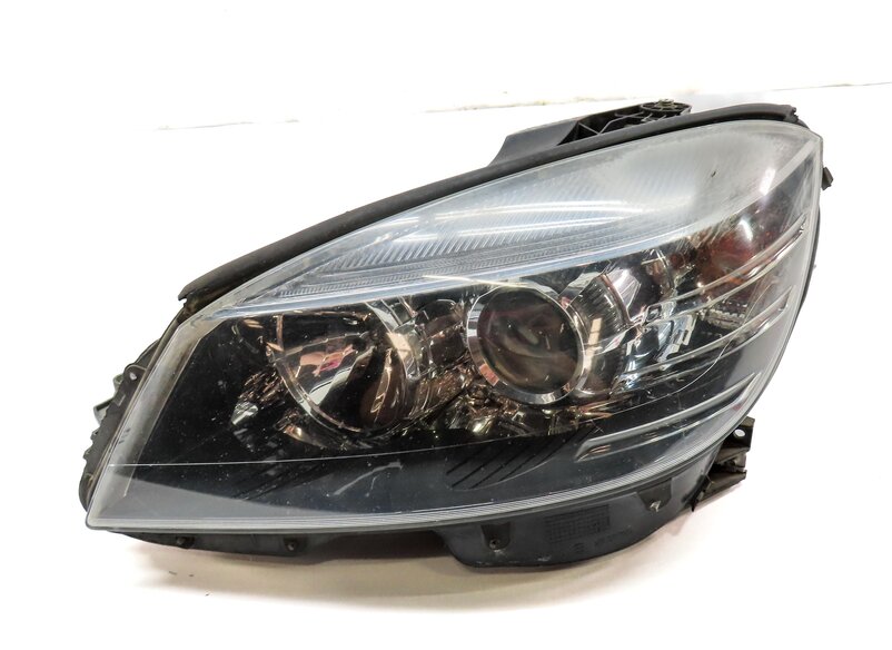2011 MERCEDES BENZ C250 C300 C350 (W204) LEFT HALOGEN HEADLIGHT (SPORT PACKAGE)