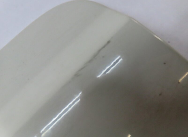 Thumbnail 7: 2008-2014 MERCEDES C250 C300 C350 C63 (W204) FUEL TANK DOOR (CALCITE WHITE)