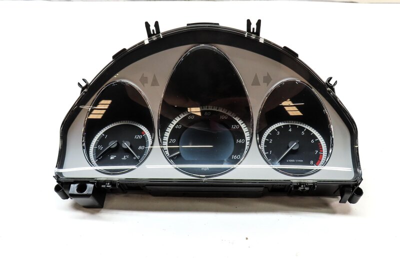 Thumbnail 3: 2011 MERCEDES BENZ C300 C350 GLK350 (W204 X204) SPEEDOMETER GAUGE CLUSTER (126k)