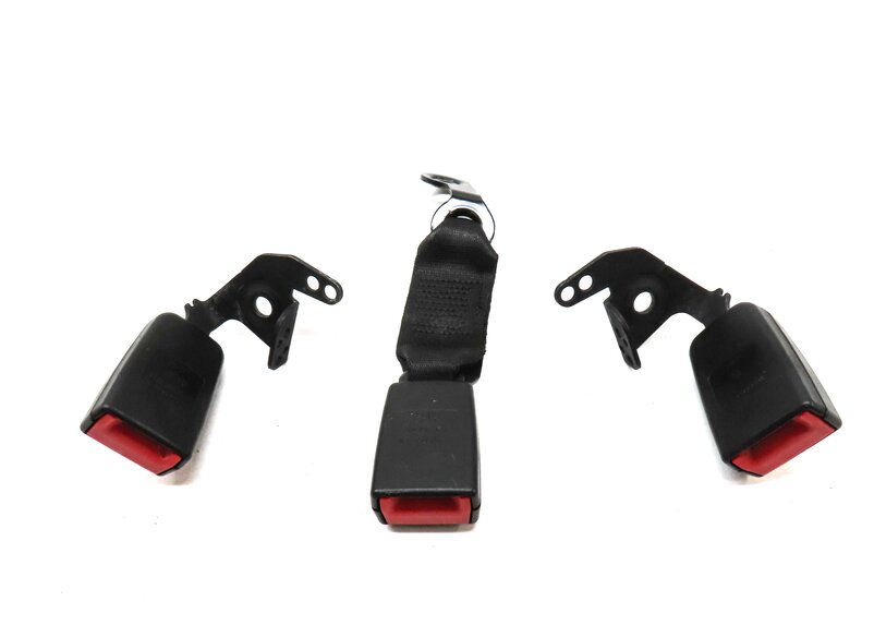 Thumbnail 4: 2011 MERCEDES C CLASS W204 REAR LEFT RIGHT & CENTER SEATBELT BUCKLE RECEIVER SET