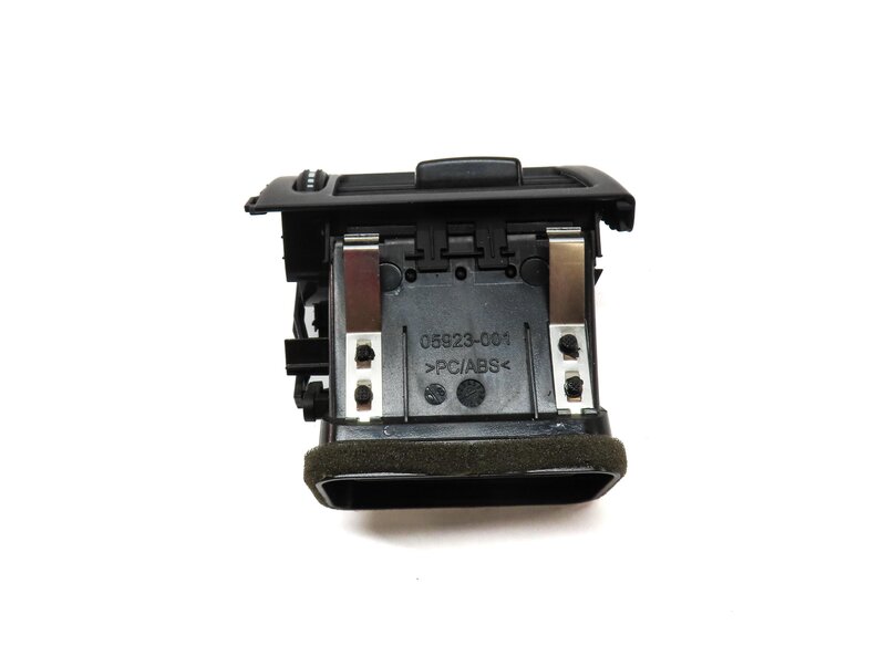 Thumbnail 4: 2011 MERCEDES C CLASS (W204) DASH FRONT LEFT DRIVER SIDE AIR VENT (BLACK)
