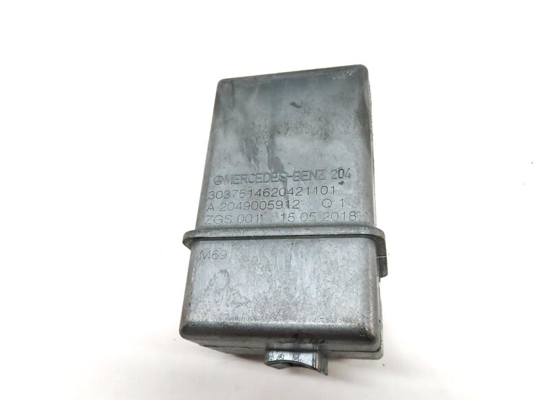 Thumbnail 4: 2011 MERCEDES C CLASS (W204) STEERING COLUMN ELECTRONIC LOCK MODULE 2049005912