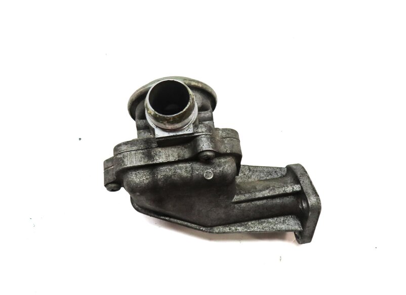 Thumbnail 6: 2011 MERCEDES C CLASS (W204) 3.0L M272 ENGINE EGR VALVE RIGHT SIDE 0021407560