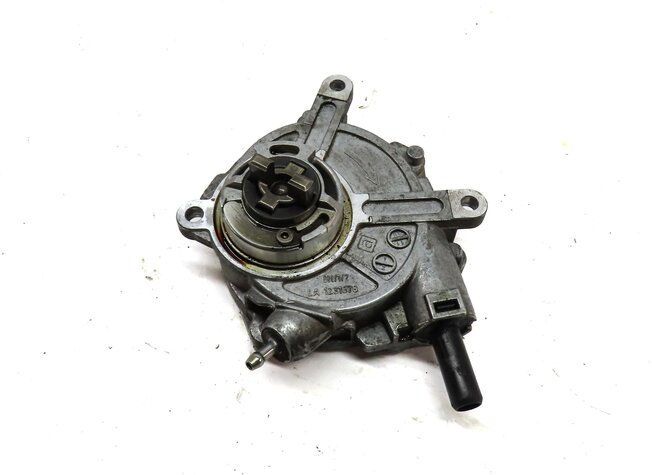 2008-2013 MERCEDES C250 C300 E300 E350 GLK S400 SLK (W204 W212 W221) VACUUM PUMP
