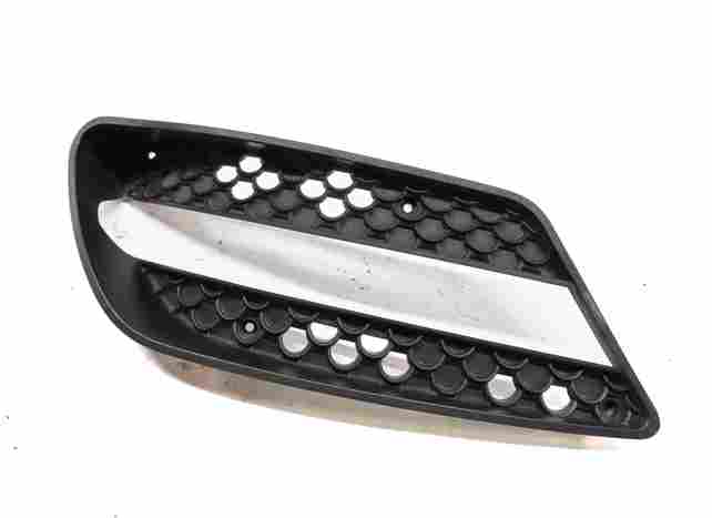 2008-2011 MERCEDES C CLASS (W204) FRONT LEFT LOWER SPORT FOG LIGHT LAMP GRILLE