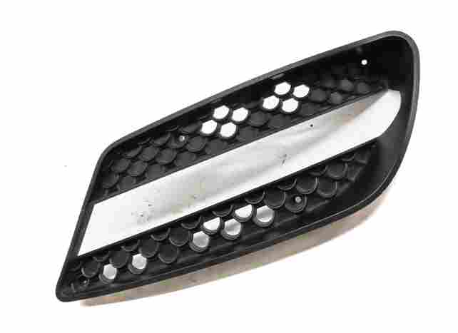 Thumbnail 3: 2008-2011 MERCEDES C CLASS (W204) FRONT RIGHT LOWER SPORT FOG LIGHT LAMP GRILLE