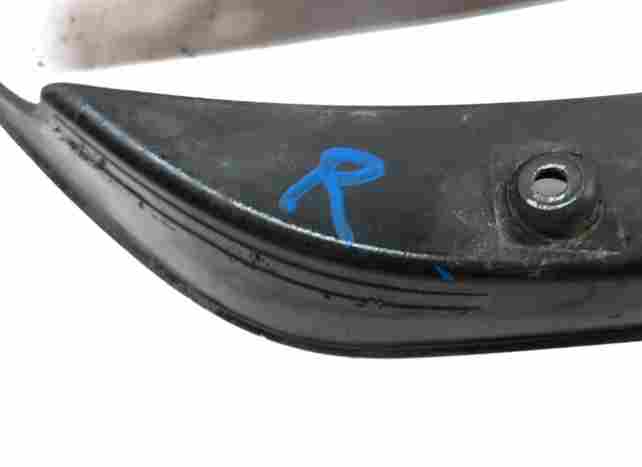 Thumbnail 6: 2008-2011 MERCEDES C CLASS (W204) FRONT RIGHT LOWER SPORT FOG LIGHT LAMP GRILLE