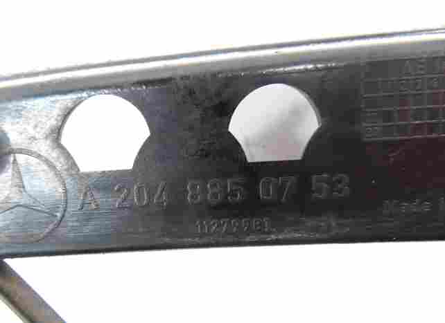 Thumbnail 7: 2008-2011 MERCEDES C CLASS (W204) FRONT RIGHT LOWER SPORT FOG LIGHT LAMP GRILLE