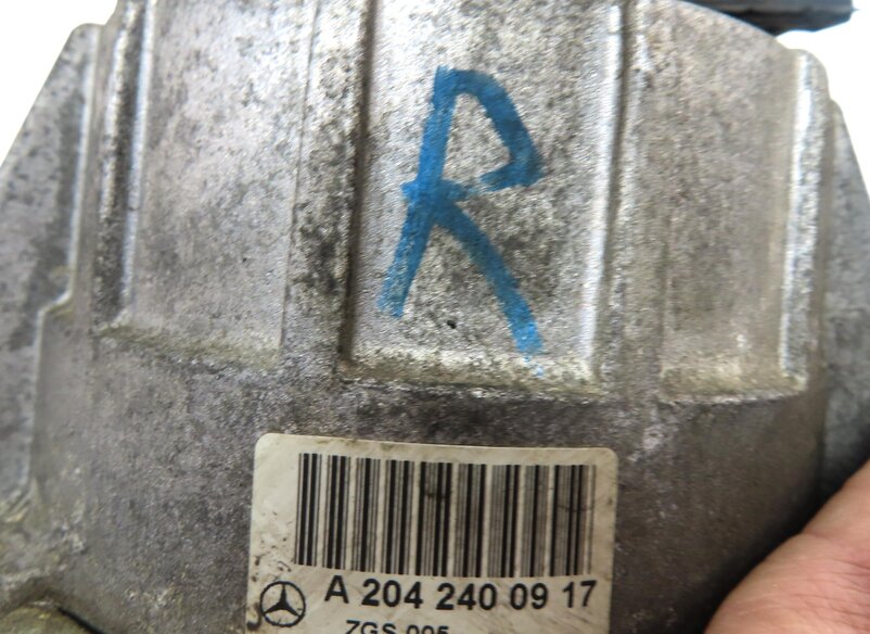 Thumbnail 13: 2011 MERCEDES C CLASS W204 3.0L M272 LEFT RIGHT ENGINE MOTOR MOUNT & BRACKET SET