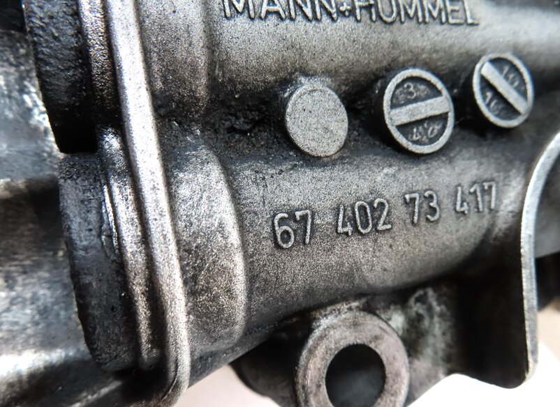 Thumbnail 10: 06-12 C ML S SLK CLK W204 W164 W221 3.0L 3.5L ENGINE OIL COOLER & FILTER HOUSING